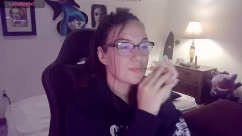 vagelicious online show from October 6, 12:02 pm