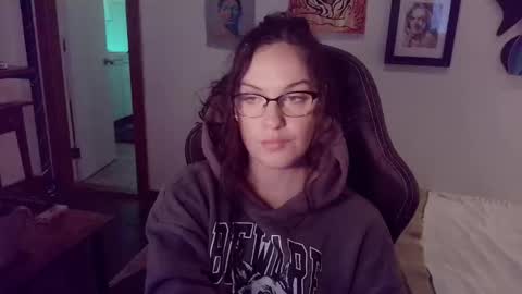 vagelicious online show from October 8, 11:30 am