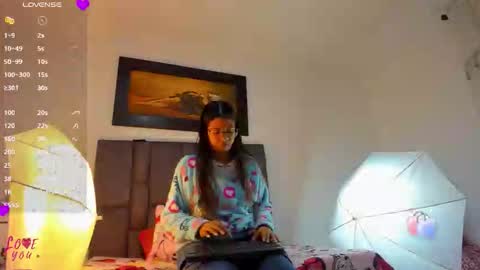 Vahiolet smith online show from February 10, 3:10 am