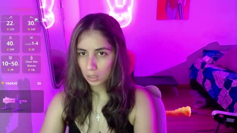 Snapshot of val_angelll chatting on May 23, 3:45 am valentina online show from May 23, 3:45 am