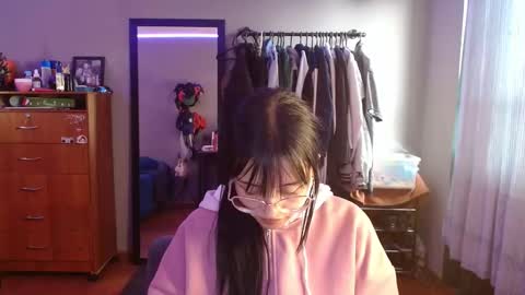 Snapshot of val_azuna chatting on December 18, 5:30 pm valentina online show from December 18, 5:30 pm