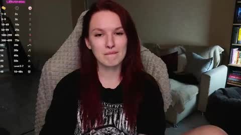 Val online show from March 30, 9:05 pm