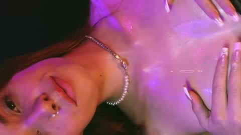 Snapshot of val_mendoza chatting on May 15, 11:01 pm Val online show from May 15, 11:01 pm