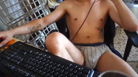 Snapshot of valdivar__ chatting on July 21, 12:51 pm valdivar__ online show from July 21, 12:51 pm
