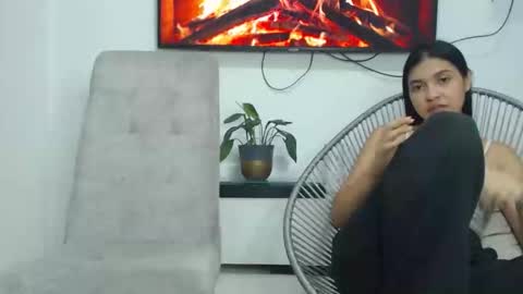 valen paul online show from January 18, 4:38 am