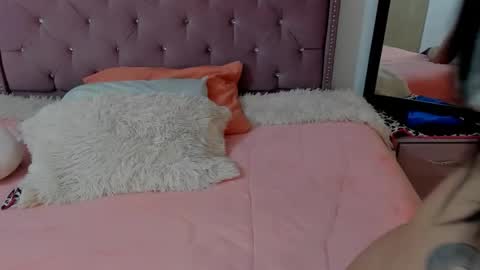 Valentina online show from February 20, 6:19 am