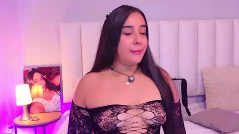 Snapshot of valen_scott_ chatting on June 22, 12:57 pm Valen Scott online show from June 22, 12:57 pm