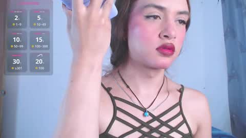 Snapshot of valen_thompson chatting on September 30, 1:54 am IG-valen mendoza99 twitter valenthompson99 online show from September 30, 1:54 am