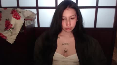 Valentina online show from April 14, 3:01 am