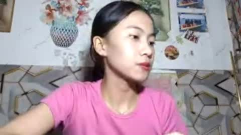 Snapshot of valenciasumney chatting on July 18, 3:16 pm Camille online show from July 18, 3:16 pm