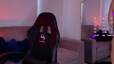 valen online show from March 29, 10:10 pm