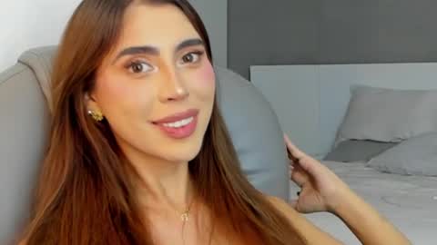 Angela online show from January 9, 8:55 pm