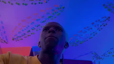   Valentin  independent Cam Boy     online show from December 10, 9:01 am