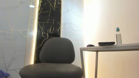 VALENTIN  online show from March 21, 8:19 am