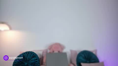 Snapshot of valentina69t chatting on December 5, 12:52 am Valentina Torres online show from December 5, 12:52 am