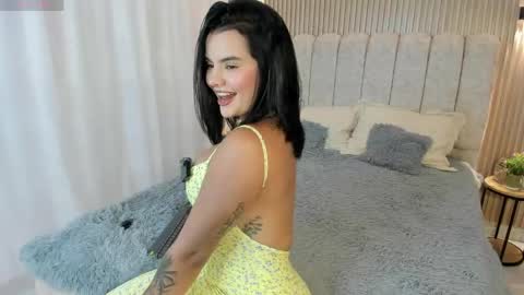 valentina robertson online show from May 8, 10:37 pm