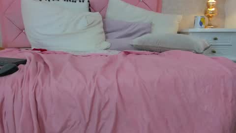 Valentina online show from April 12, 11:15 am