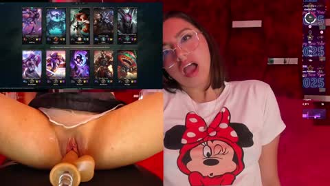 Snapshot of valentina_greco chatting on January 4, 7:55 pm Valentina online show from January 4, 7:55 pm