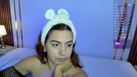 Snapshot of valentina_greco chatting on May 29, 2:15 pm Valentina online show from May 29, 2:15 pm