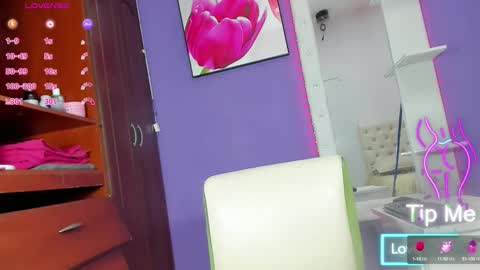 Snapshot of valentina_horny777 chatting on October 10, 10:42 pm valentina_horny777 online show from October 10, 10:42 pm