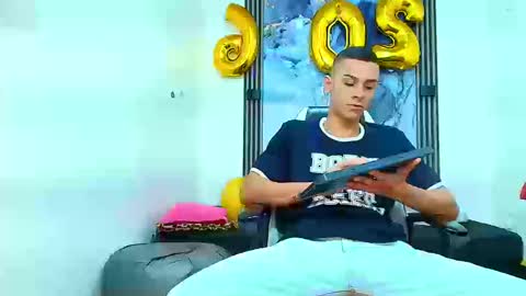 valentina_y_sneiderr online show from January 9, 7:59 pm