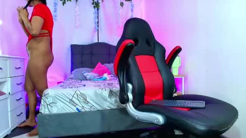 valentina_y_sneiderr online show from June 9, 3:40 am