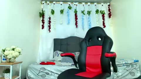 Snapshot of valentina_y_sneiderr chatting on July 21, 4:04 am valentina_y_sneiderr online show from July 21, 4:04 am