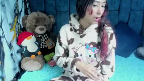 valentinaklean1 online show from July 10, 1:32 am