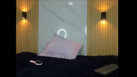 Snapshot of valentinaliux_ chatting on September 12, 7:47 pm valentinaliux_ online show from September 12, 7:47 pm