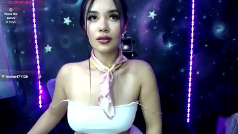 valentinarojass_ online show from March 14, 3:28 pm