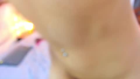 Snapshot of valentinasu chatting on November 13, 1:54 pm Valentina online show from November 13, 1:54 pm