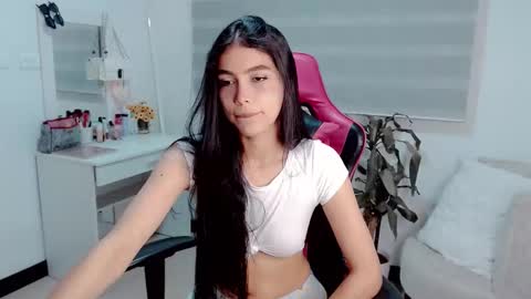 Valentina  online show from March 12, 3:23 am