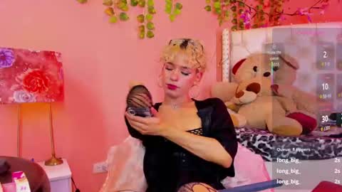 valentinee_xo online show from June 14, 4:20 pm