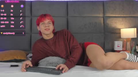 valentino moon online show from December 3, 2:36 am