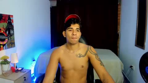 Snapshot of valentino_moura_ chatting on March 6, 12:09 pm VALENTINO MOURA online show from March 6, 12:09 pm