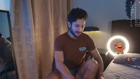 Snapshot of valentinoford chatting on December 2, 9:10 pm Valentino online show from December 2, 9:10 pm