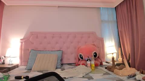 Snapshot of valentoro1 chatting on October 29, 1:24 pm Vale Toro online show from October 29, 1:24 pm