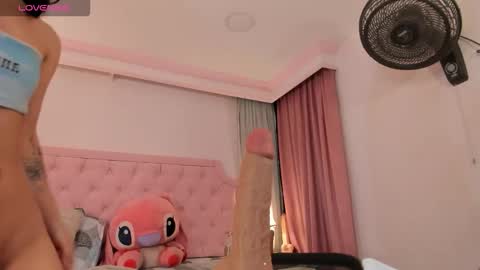 Snapshot of valentoro1 chatting on November 23, 11:32 am Vale Toro online show from November 23, 11:32 am