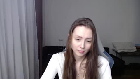 Snapshot of valents_cherry chatting on March 1, 6:00 pm Valentina online show from March 1, 6:00 pm
