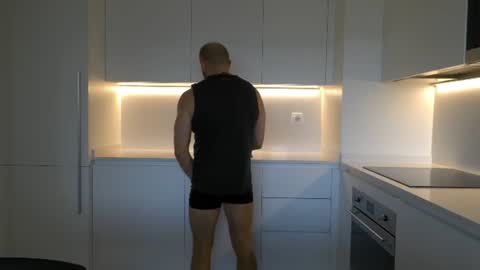 Couple online show from June 23, 6:17 pm