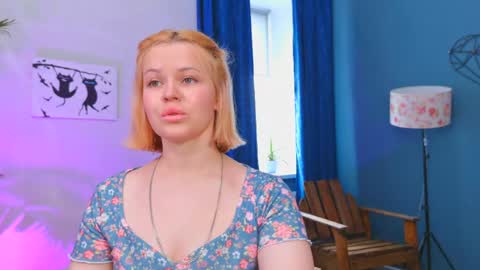 Valeri online show from April 17, 7:11 am