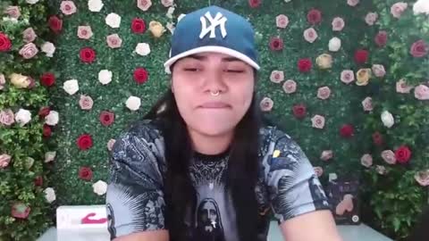 Snapshot of valeri_harpers4 chatting on November 24, 5:56 pm valeri_harpers4 online show from November 24, 5:56 pm