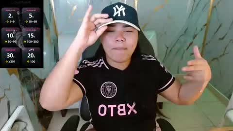 valeri_harpers4 online show from March 18, 1:36 pm