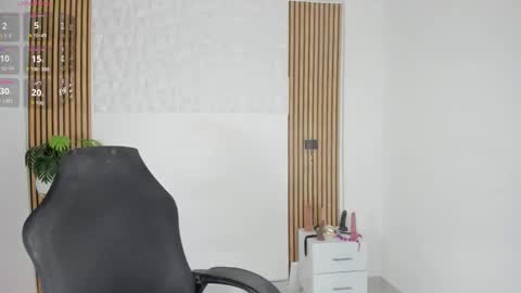 Snapshot of valeria_acosta_ chatting on December 16, 9:42 pm Valeria Acosta online show from December 16, 9:42 pm