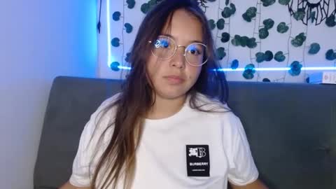 valeria online show from December 12, 4:04 am