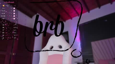 Snapshot of valeria_uribe22 chatting on January 29, 12:54 am    online show from January 29, 12:54 am