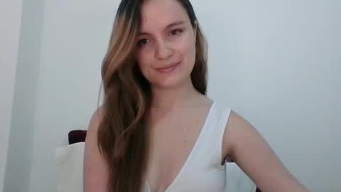 Snapshot of valeriafrannco chatting on January 22, 4:55 am valeriafrannco online show from January 22, 4:55 am