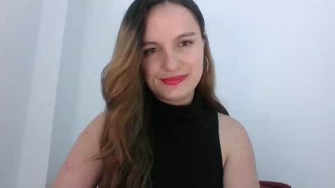 Snapshot of valeriafrannco chatting on January 25, 6:23 am valeriafrannco online show from January 25, 6:23 am