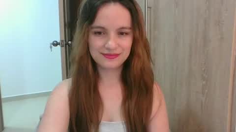 Snapshot of valeriafrannco chatting on January 31, 3:52 am valeriafrannco online show from January 31, 3:52 am