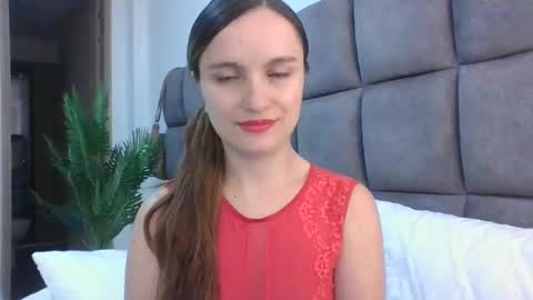 Snapshot of valeriafrannco chatting on February 4, 3:44 am valeriafrannco online show from February 4, 3:44 am